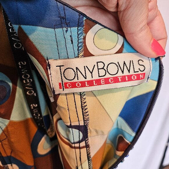 Tony Bowls Evening / Pageant Gown, with flaws (was $4,200 new!!!), Size 0 - Picture 8 of 11